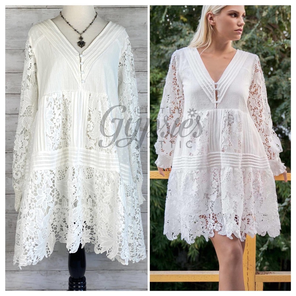 POL Romance in Lovely Lace Dress - Picture 1 of 12